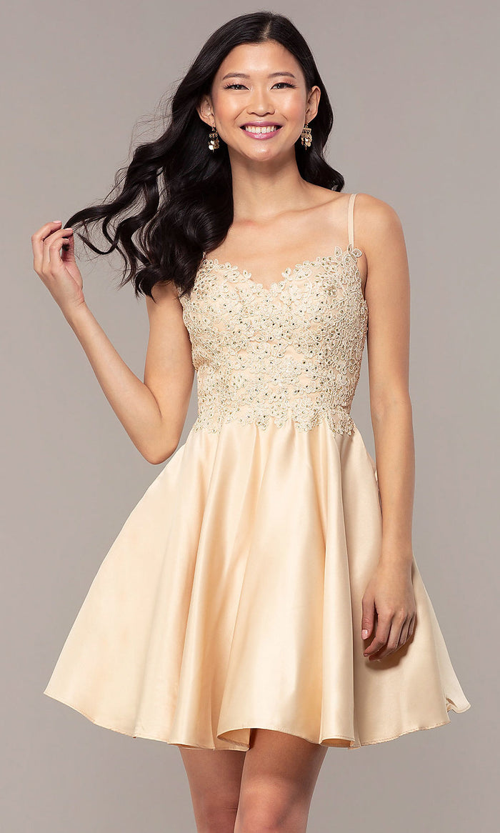 Champagne Short Lace-Applique-Bodice A-Line Homecoming Dress