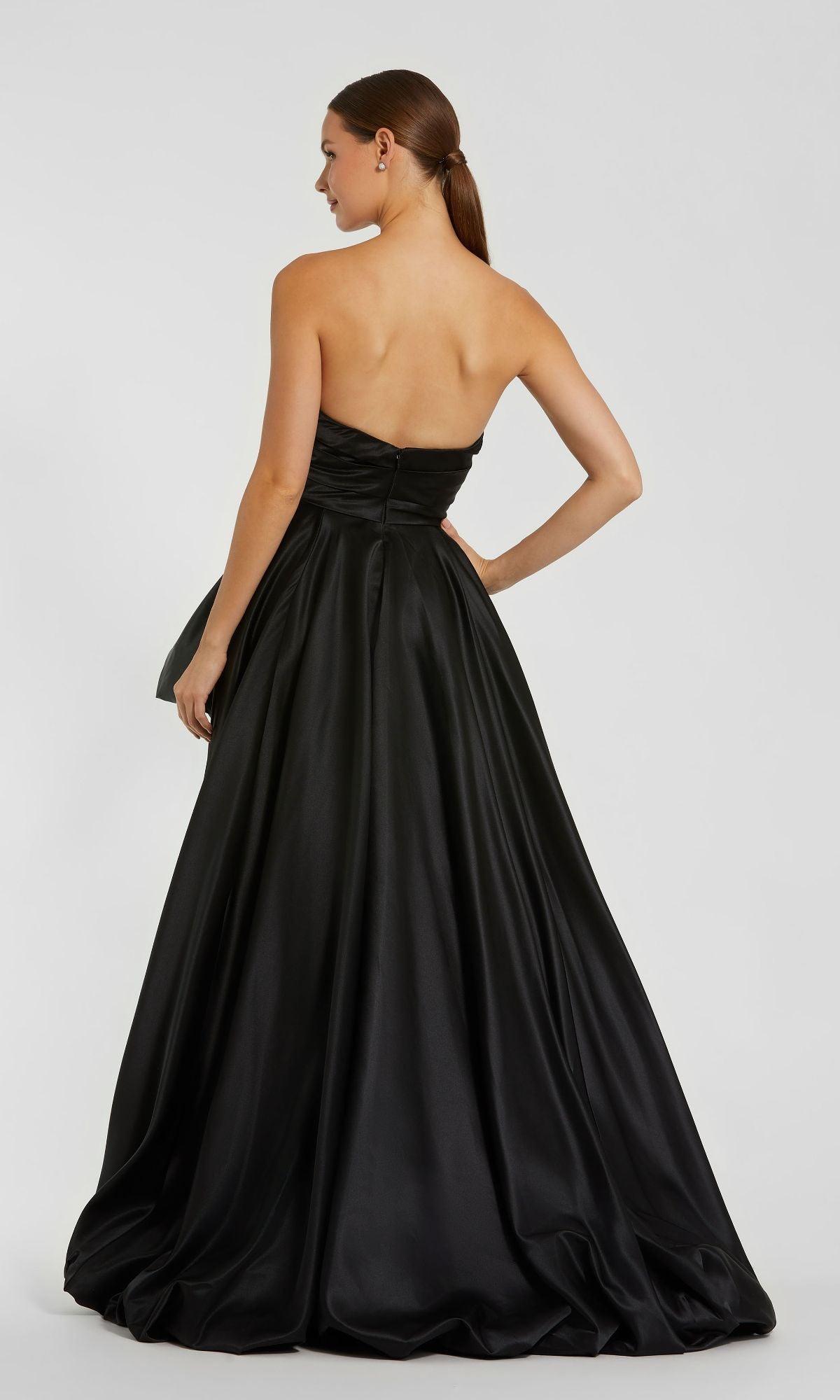 Mac Duggal - Green Strapless Ruched High Low Gown - US 12 Mac Duggal - Green Strapless Ruched High Low Gown - US 12