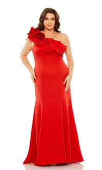 Red Mac Duggal Long Plus-Size Formal Dress 49707