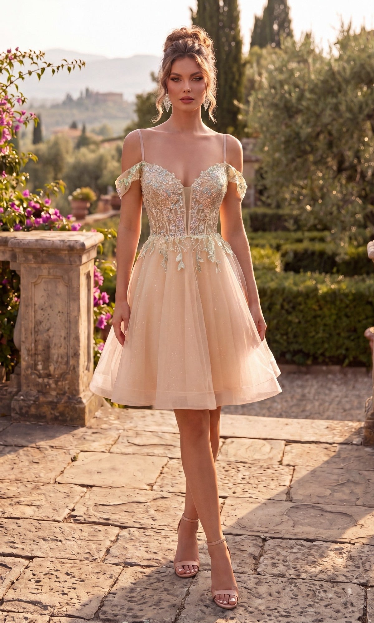 Champagne Chicas Short Party Dress C359