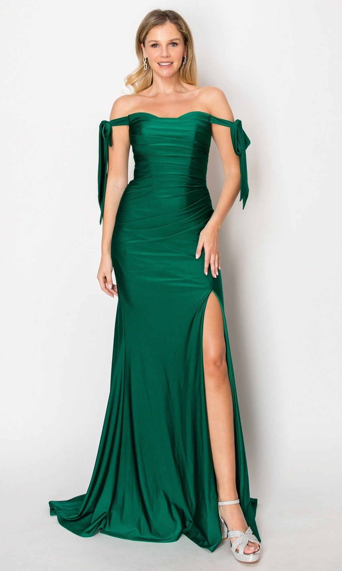 Chicas Long Formal Dress DM8010
