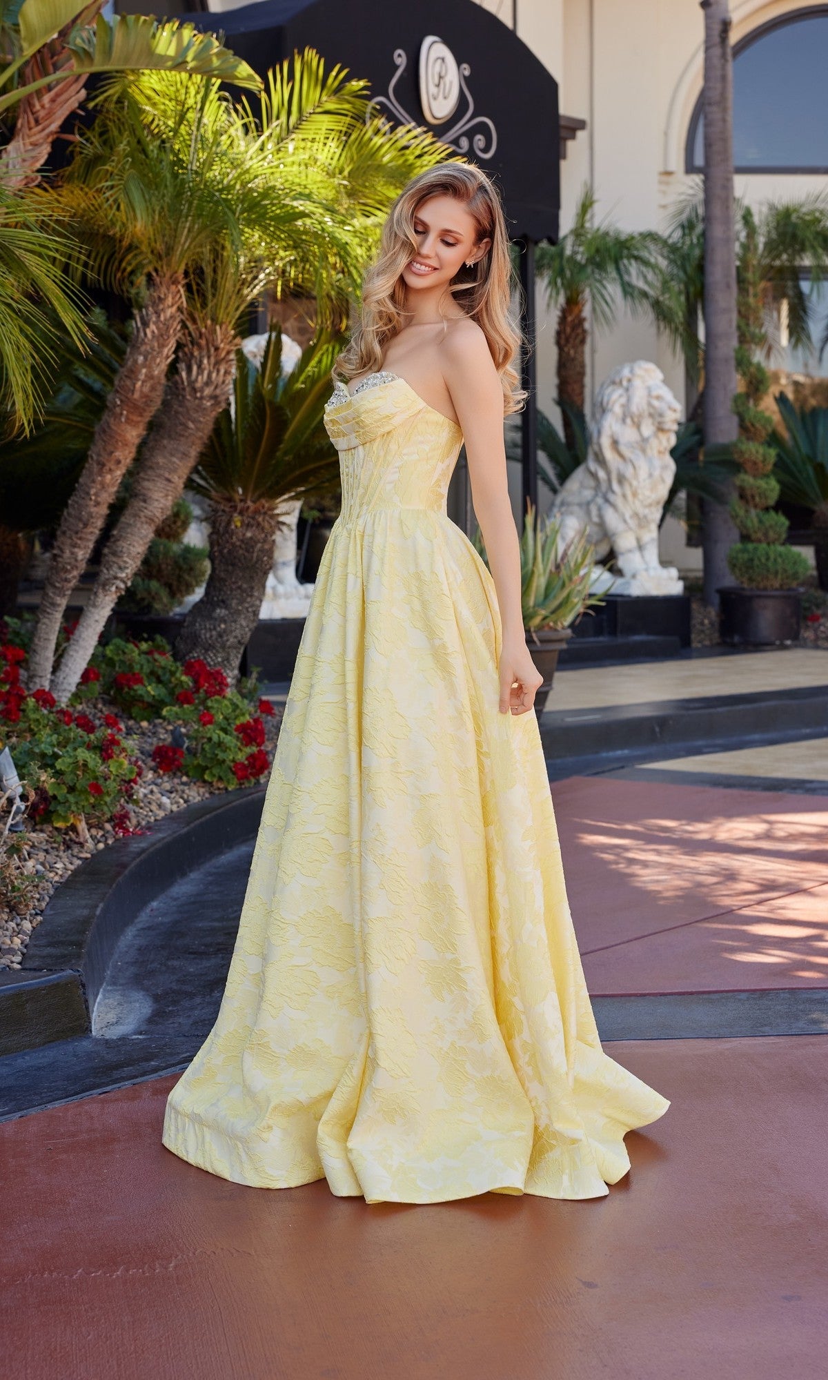 Nox Anabel Long Prom Dress t1912 - Image
