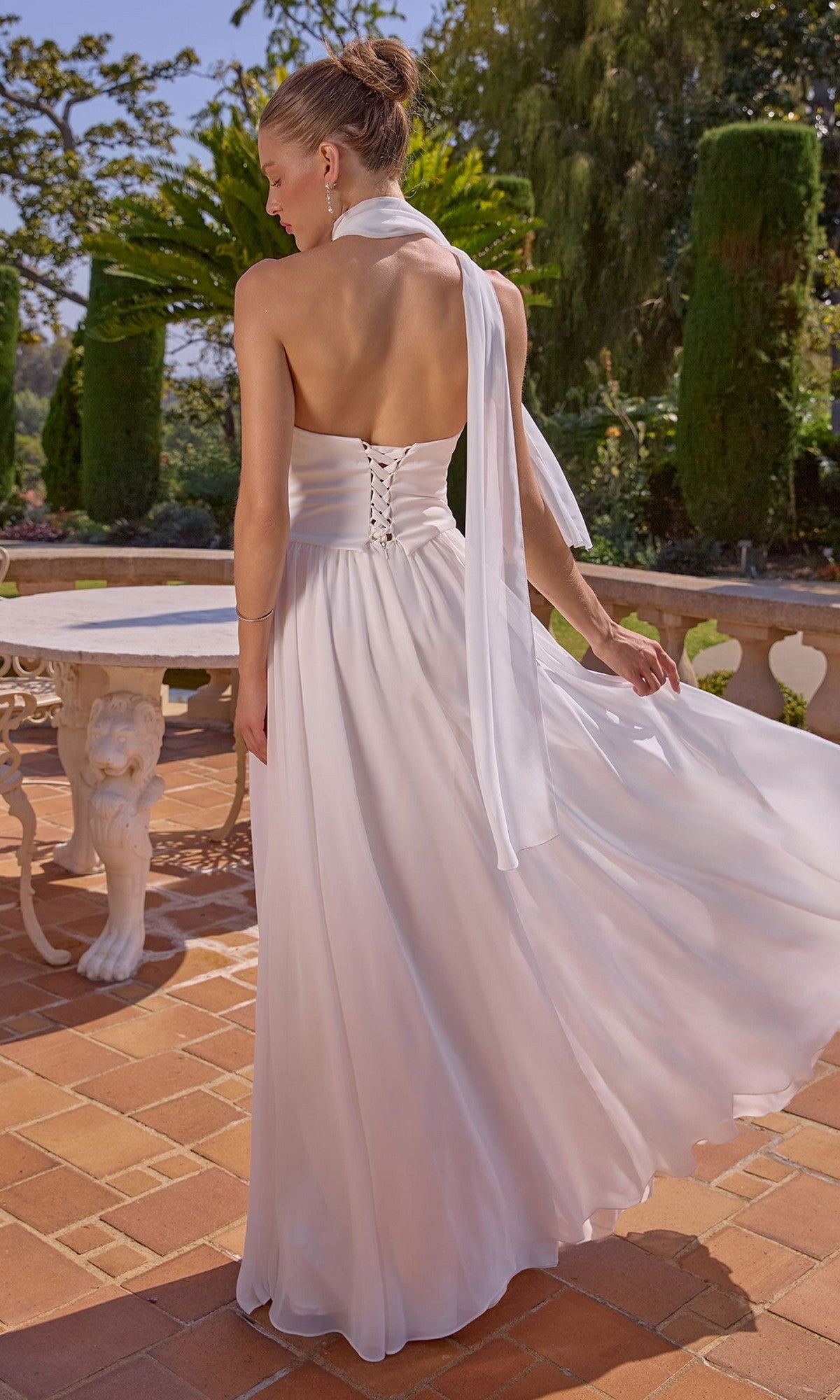 Amoris Long Off-White Formal Dress T741W