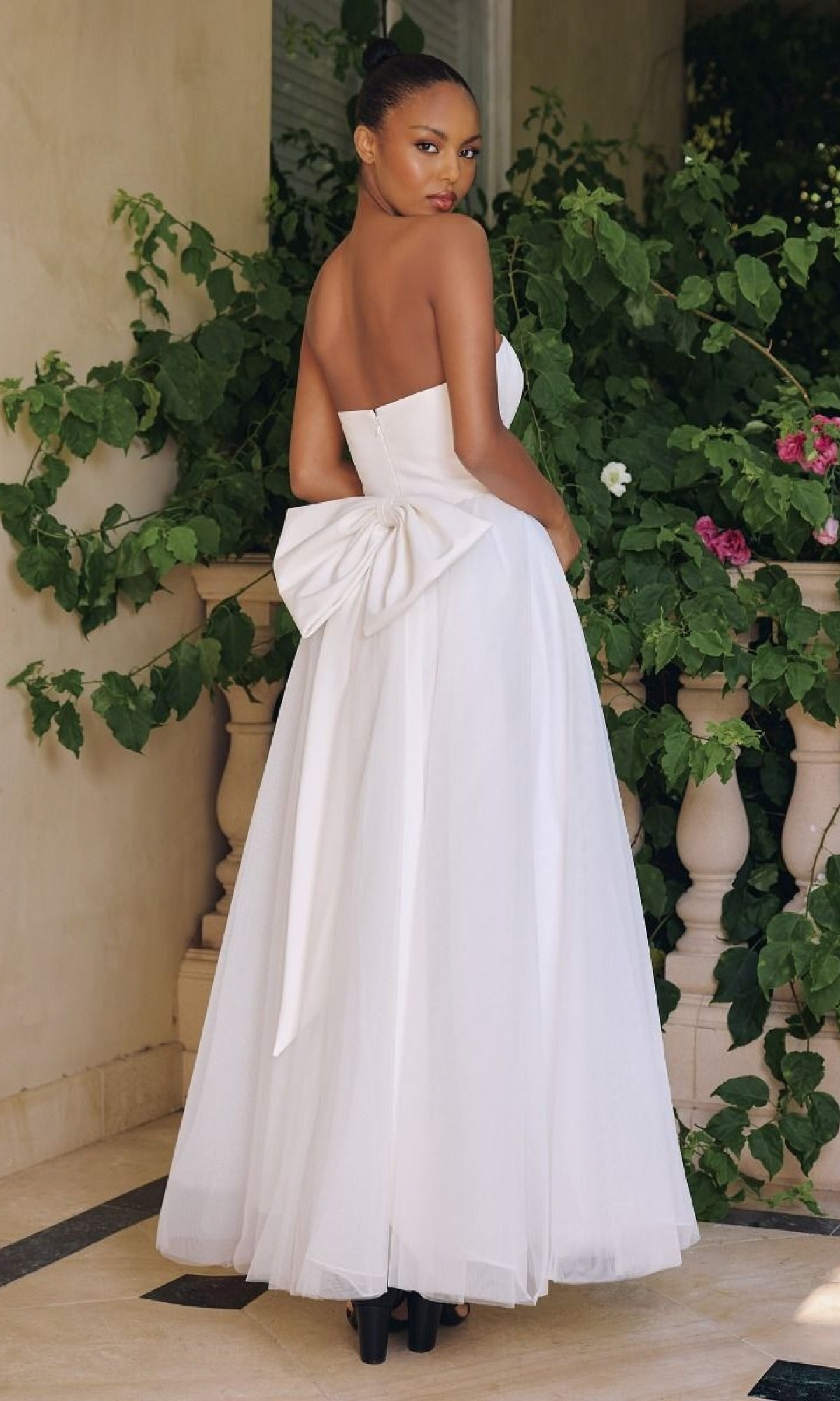 Amoris Long Formal Dress T712W - Image