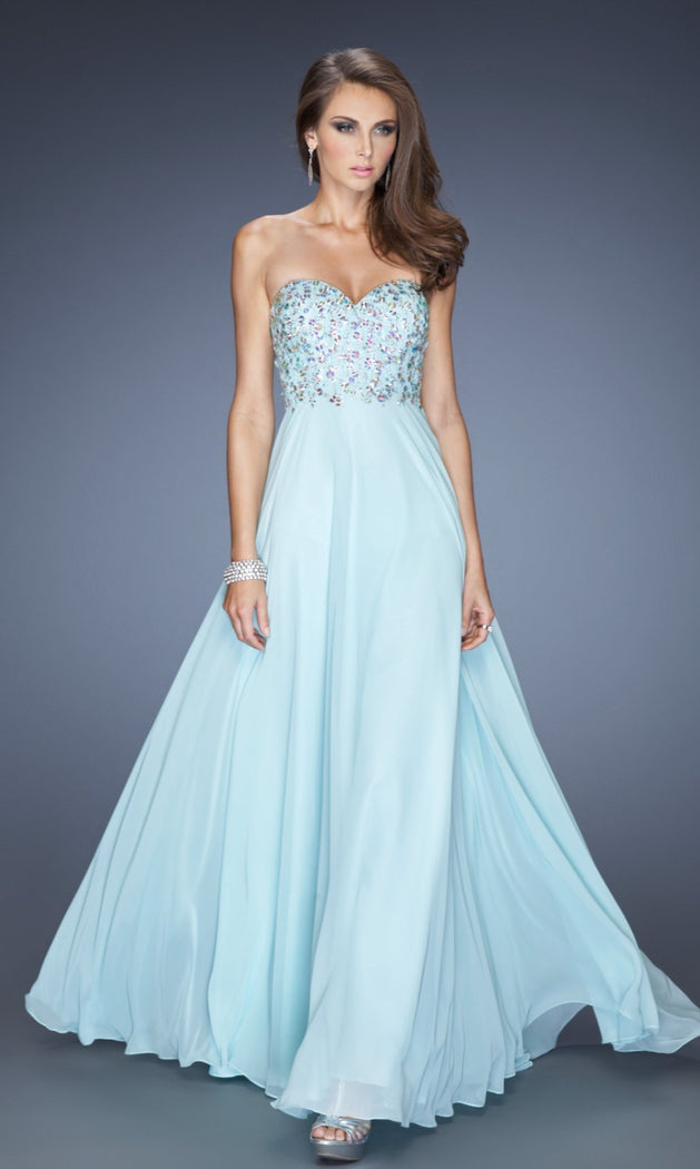 15 Beautiful and Best Evening Dresses for Women in Trend