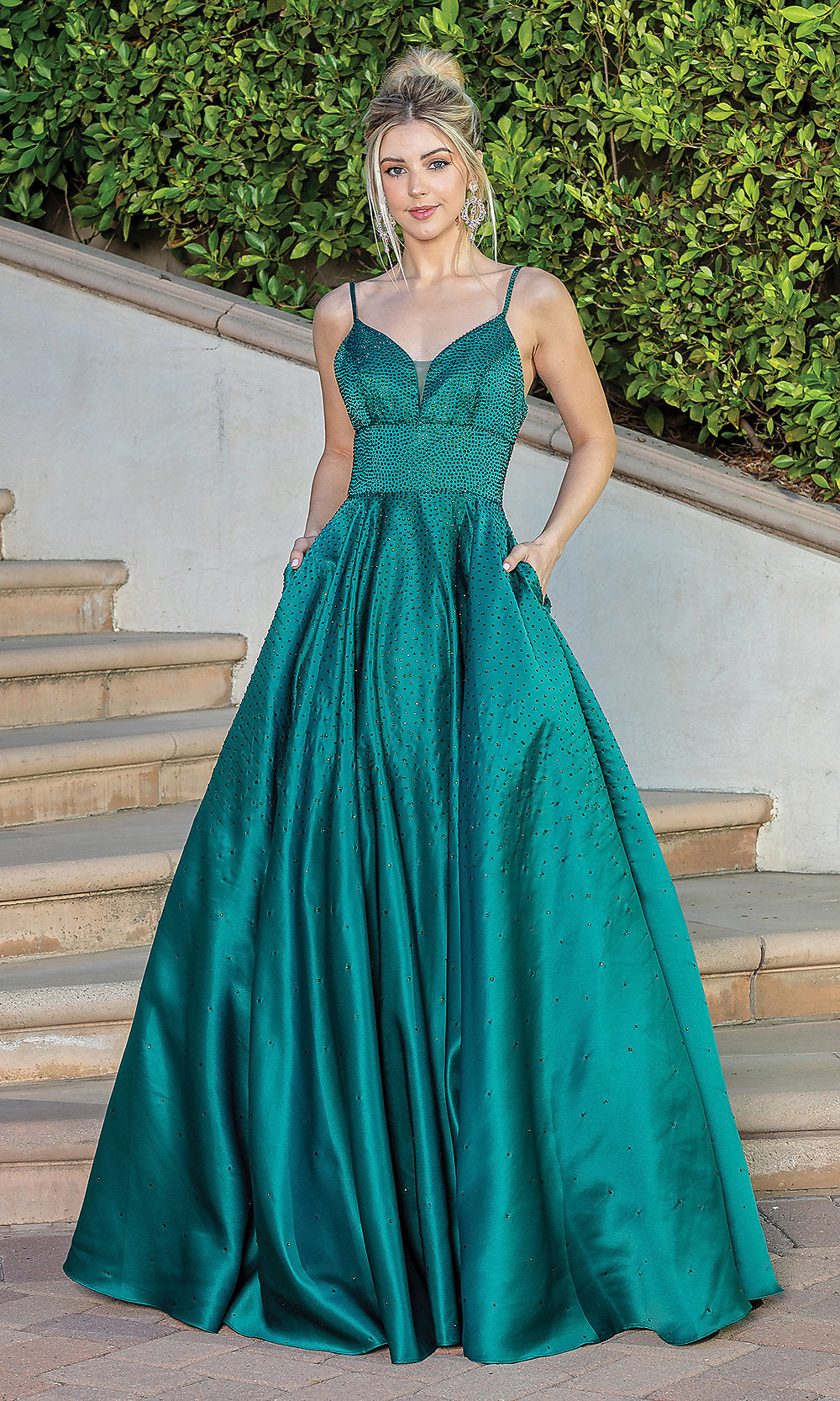 Hunter Green A-Line Long Beaded Prom Dress with Pockets