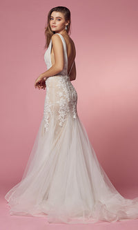  Lace V-Neck Mermaid Long White Wedding Dress